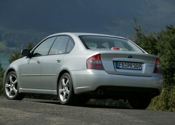 Subaru Legacy (2004) 3.0 AT ZS
