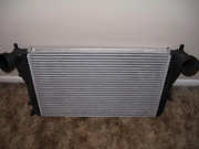 Интеркулер VW Passat B6 радиатор интеркулера  Пассат В6