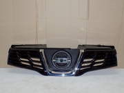 Решетка радиатора Nissan Qashqai решетка Кашкай