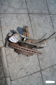  поворотный кулак Mitsubishi Colt