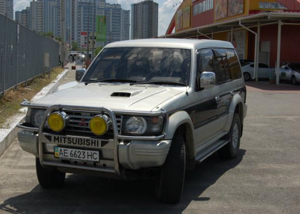 Mitsubishi Pajero Wagon 