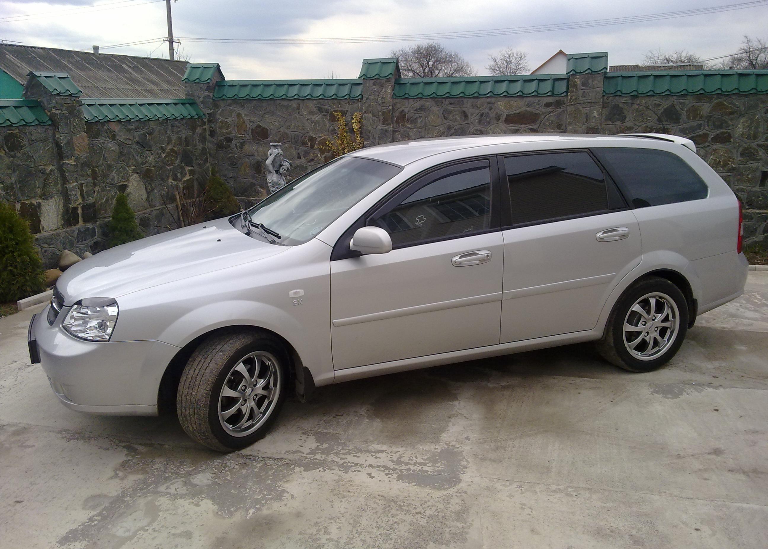 Chevrolet Lacetti Универсал 1.8 MT SX Chevrolet Lacetti Универсал 1.8 MT SX