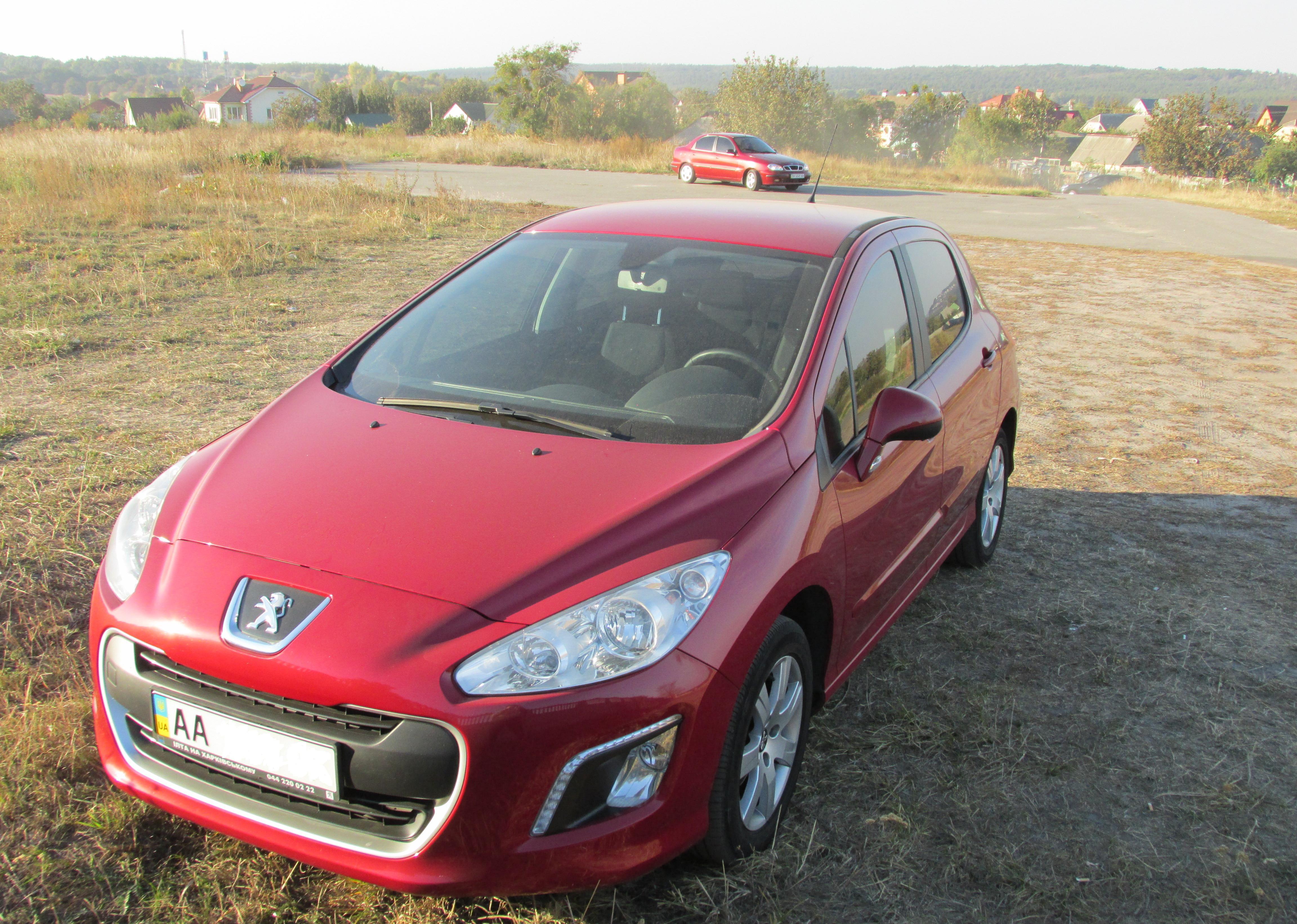 Peugeot 308 (T9) 1.6 (150 hp) AT Active