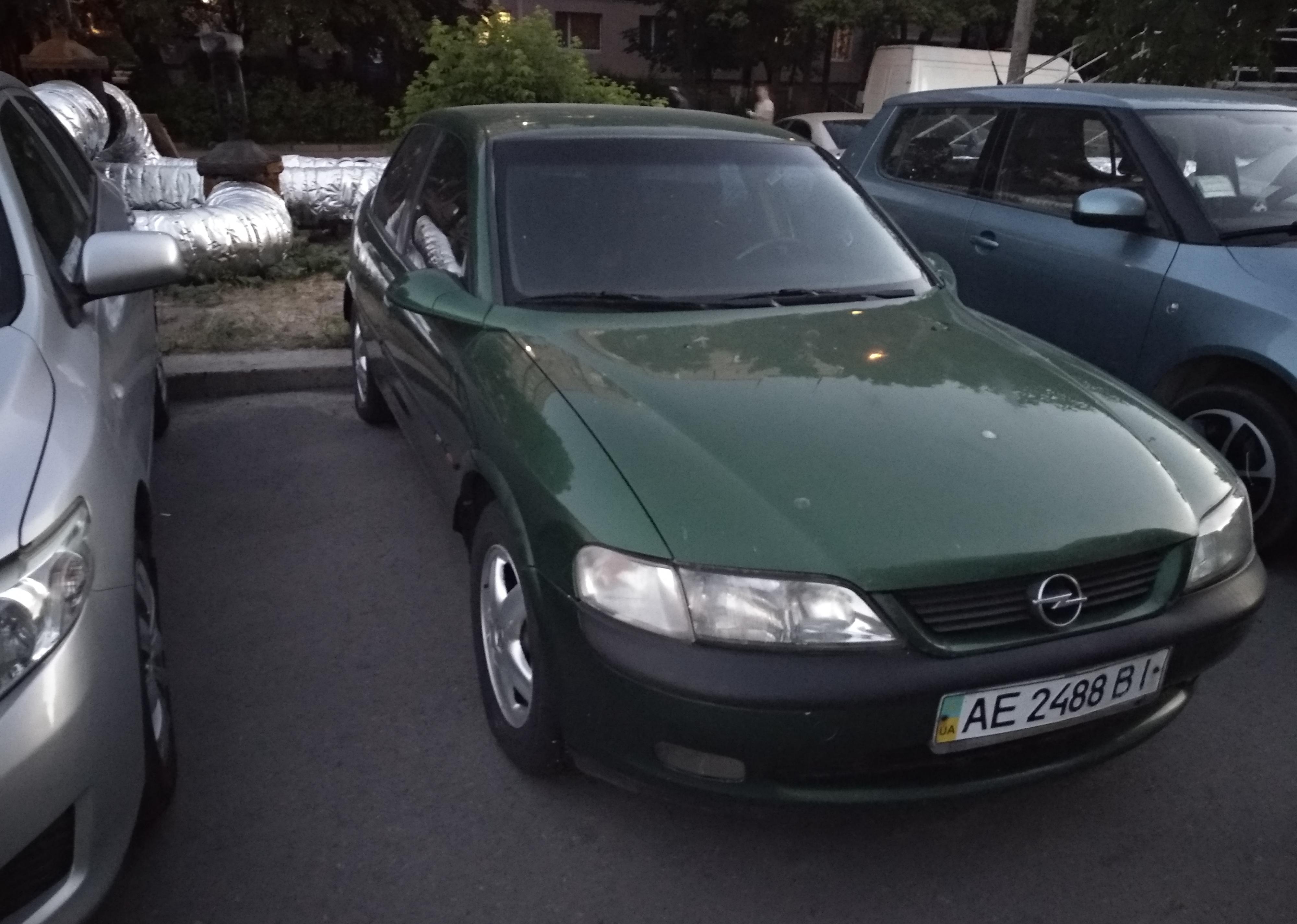 Opel Vectra Седан 2.0 MT Elegance Opel Vectra Седан 2.0 MT Elegance