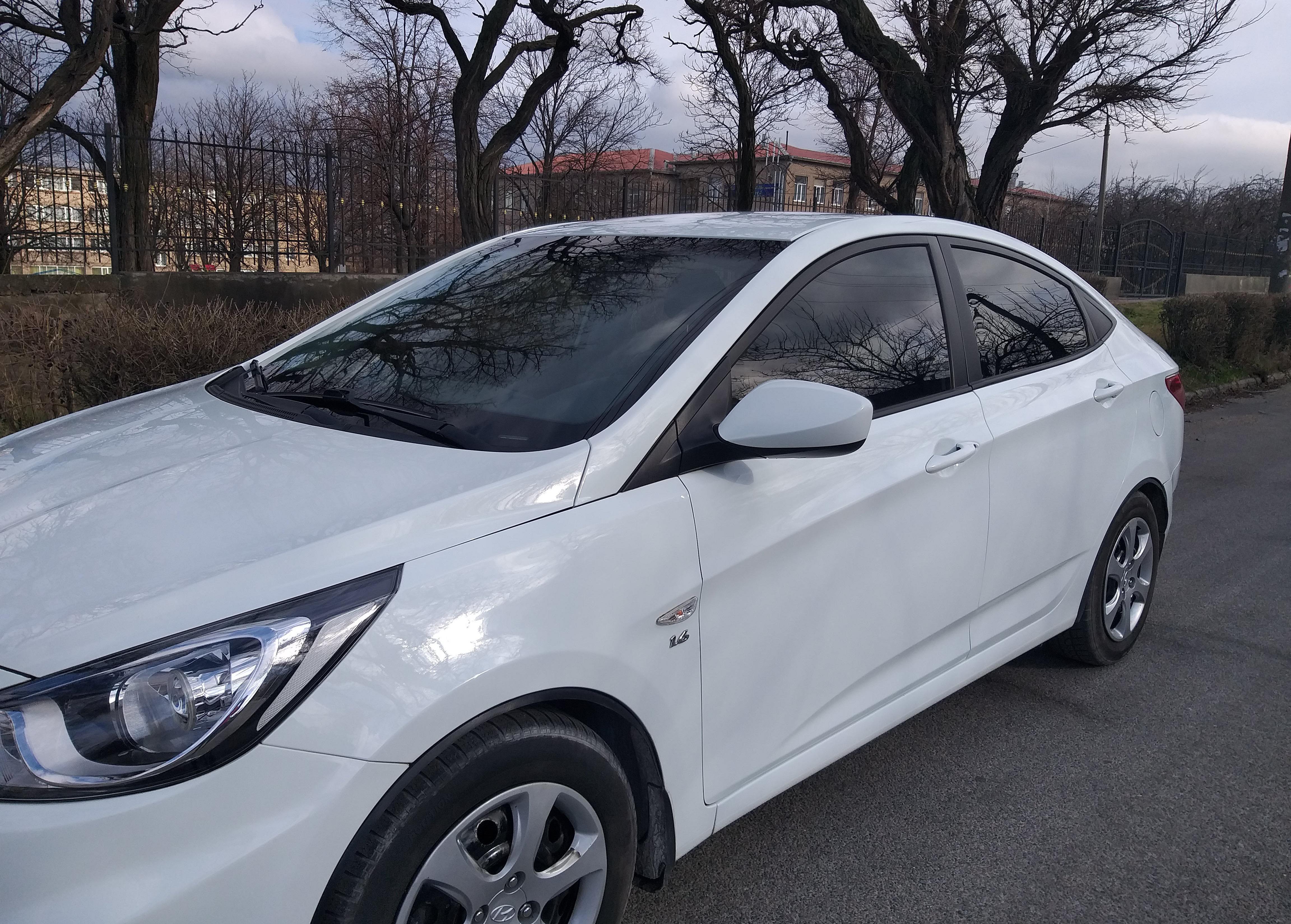 Hyundai Accent 2012