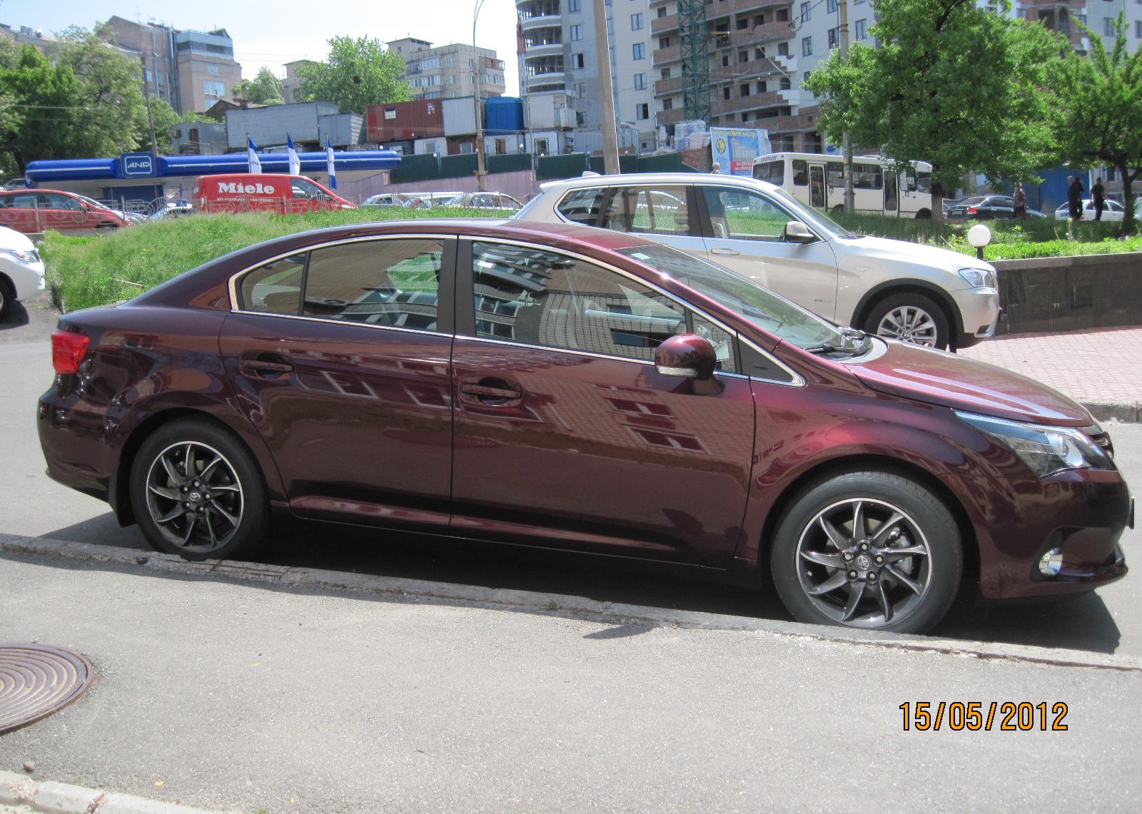Toyota Avensis Седан 1.8 MT Sol Toyota Avensis Седан 1.8 MT Sol