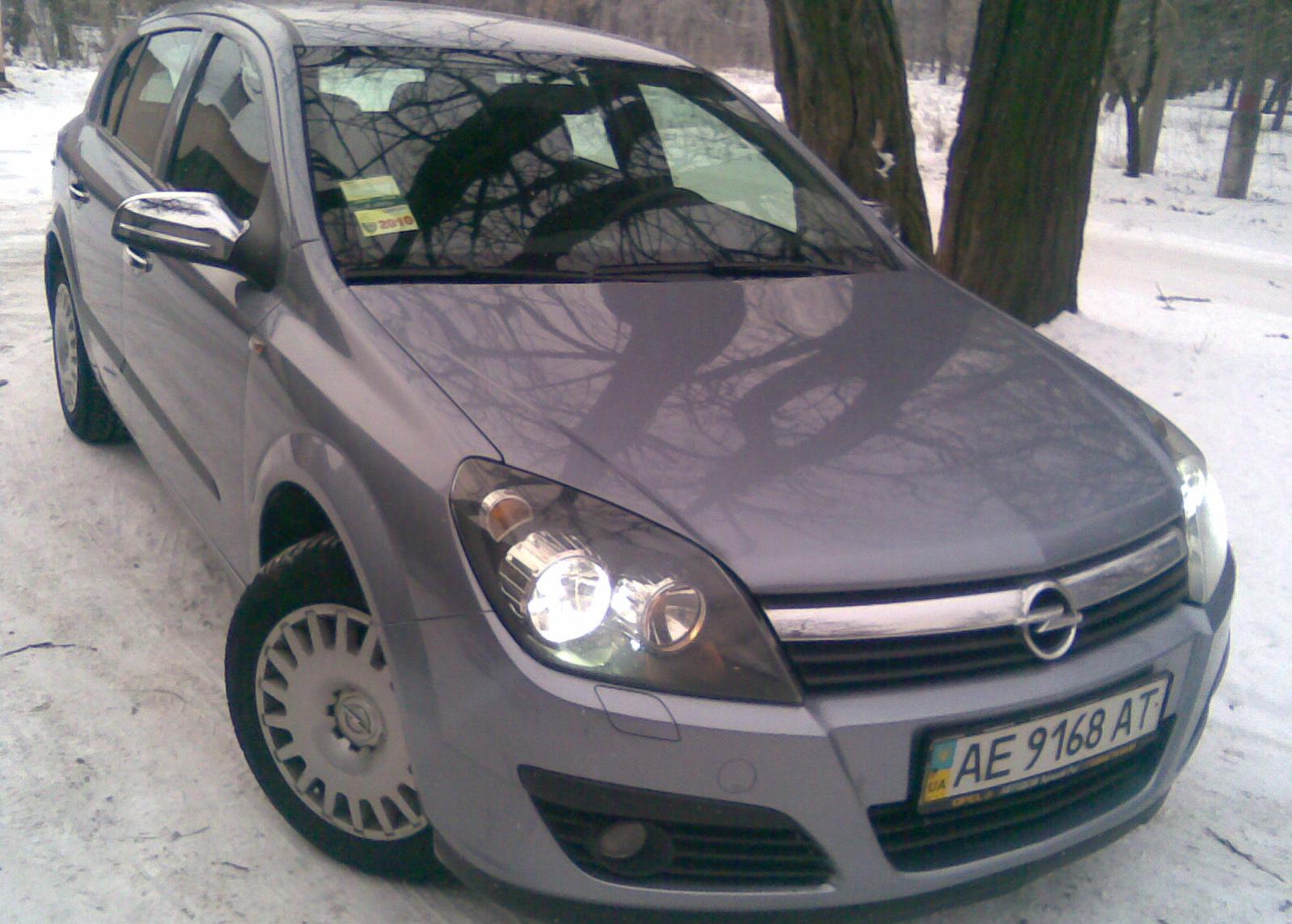 Opel Astra H хетчбэк H Хэтчбек 5dr 1.6 AT Essentia