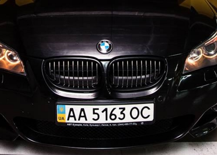 BMW 5 Series Седан (E60) 530i