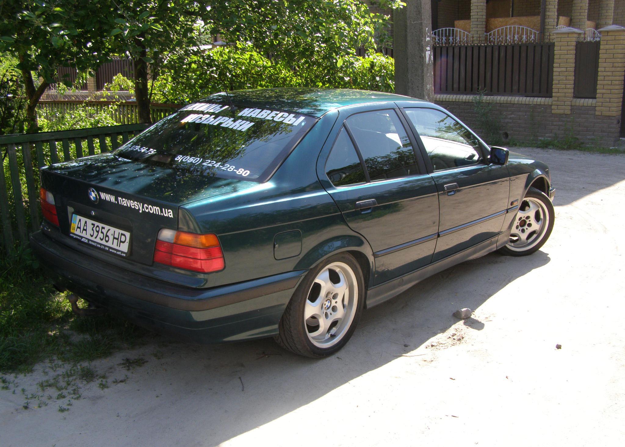 BMW 325