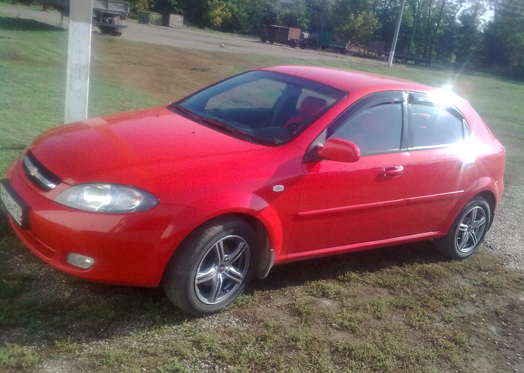 Chevrolet Lacetti Хэтчбек 1.6 MT SE