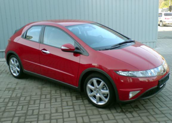 Honda Civic 5D (2005-2011) 1.8 MT Sport