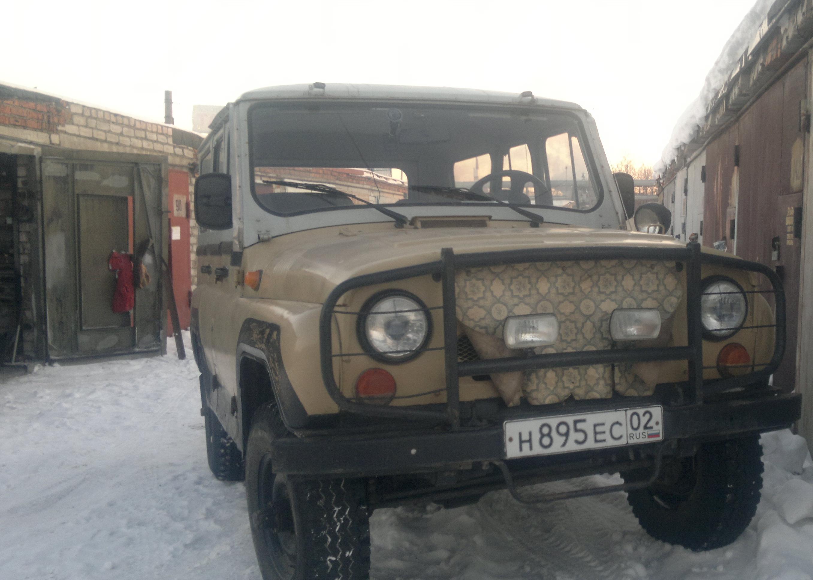 UAZ (УАЗ) UAZ Hunter UAZ (УАЗ) UAZ Hunter