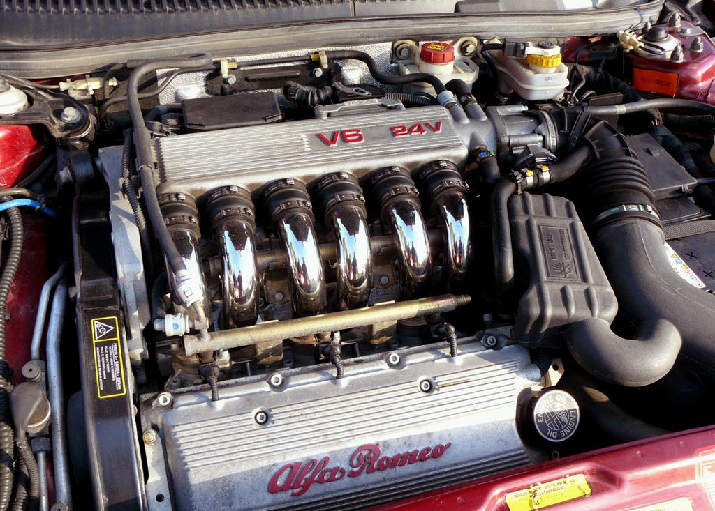 3.0 V6 AMERICA с катализатором, 188 л. с. @ 5800 об/мин и 250 Нм @ 3000 об/мин