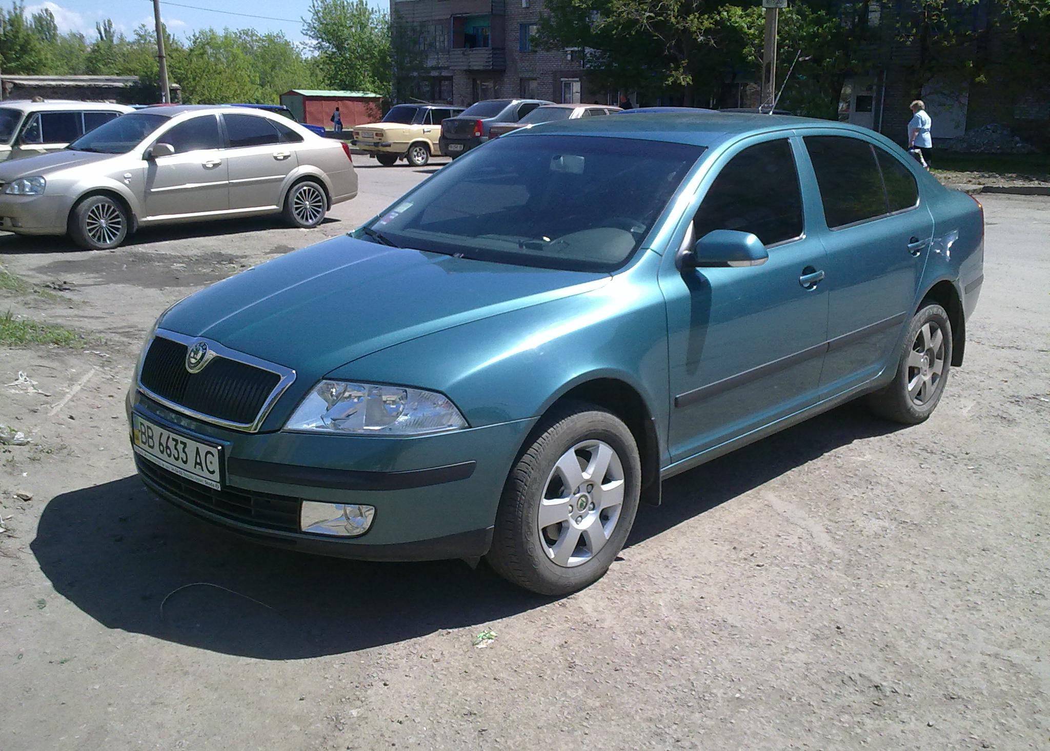 Skoda Octavia A5 Хэтчбек 1.6 AT Ambiente Skoda Octavia A5 Хэтчбек 1.6 AT Ambiente